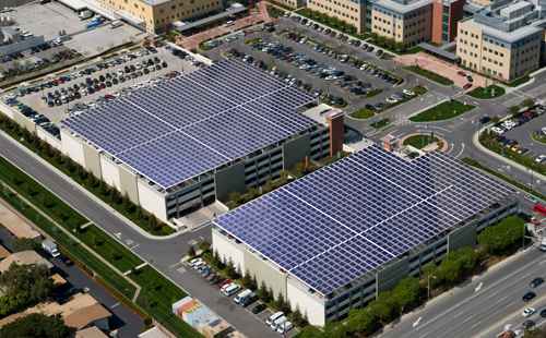 A solar array at a Kaiser facility. 