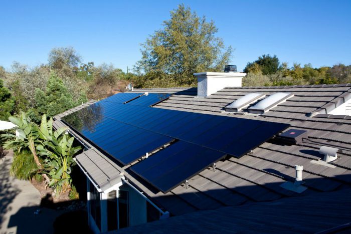A OneRoof Energy solar installation. Courtesy OneRoof Energy.
